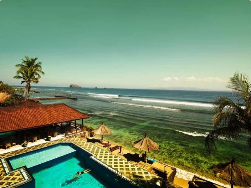 The Rishi Candidasa Beach Resort Exterior foto